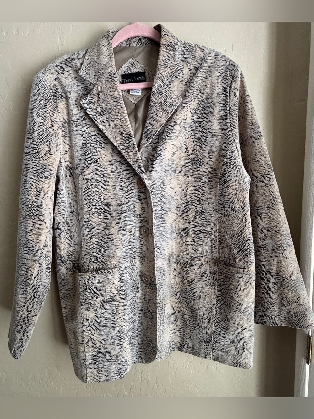 Terry Lewis Classic Luxury Vintage Leather Snakeskin Gray Coat ~ Women’s Large